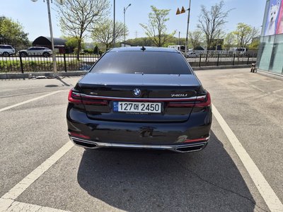BMW 7 SERIES - 4