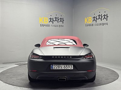 2018 Porsche 718 — фото 4
