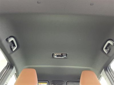 2025 Lexus LBX 缩略图 46