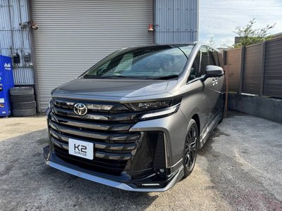 TOYOTA VELLFIRE - 1
