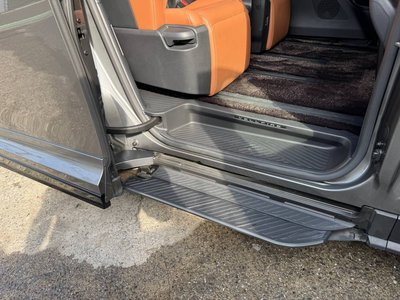 TOYOTA VELLFIRE - 10