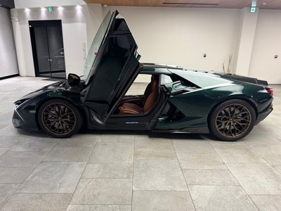 LAMBORGHINI REVUELTO - 10