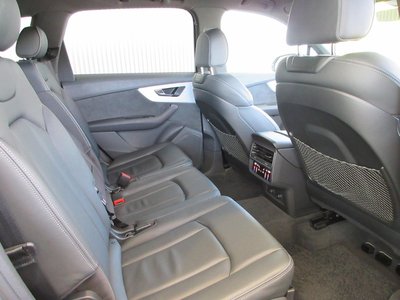 AUDI Q7 - 10
