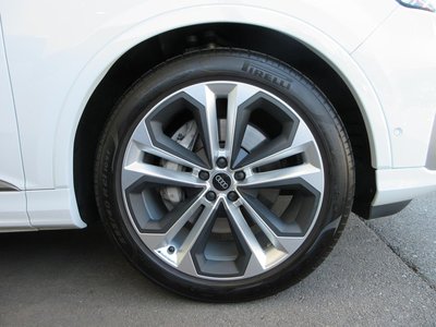 AUDI Q7 - 7