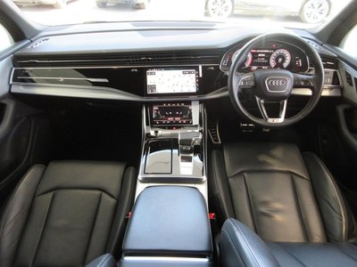 AUDI Q7 - 6