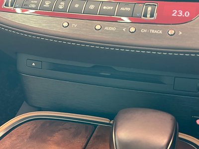 صورة مصغرة 63 لـ 2018 Lexus LS