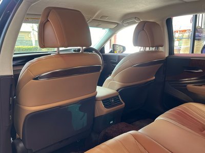 صورة مصغرة 43 لـ 2018 Lexus LS