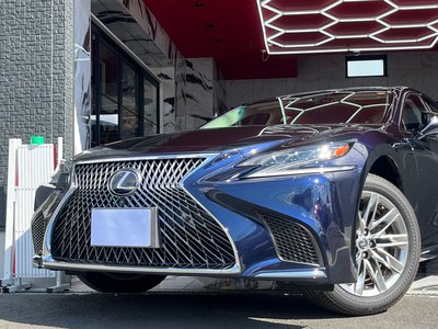 صورة 10 لـ 2018 Lexus LS