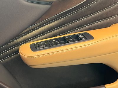 صورة مصغرة 56 لـ 2018 Lexus LS