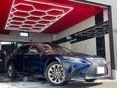 صورة 2 لـ 2018 Lexus LS