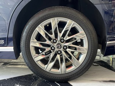 صورة مصغرة 27 لـ 2018 Lexus LS