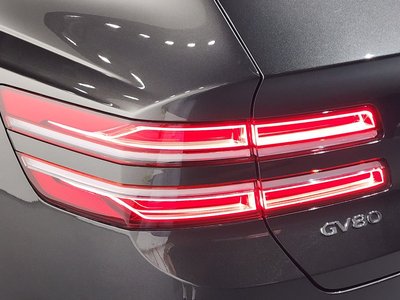 GENESIS GV80 - 10