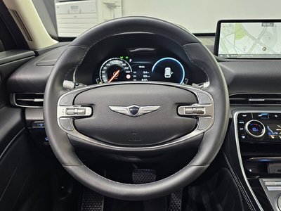 2022 Genesis GV80 thumbnail 13