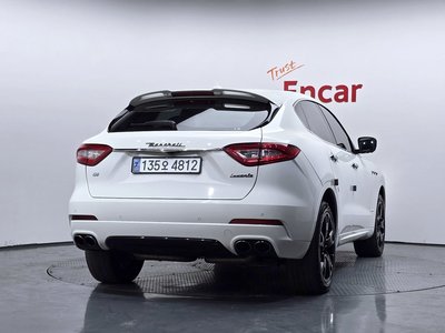 MASERATI LEVANTE - 3