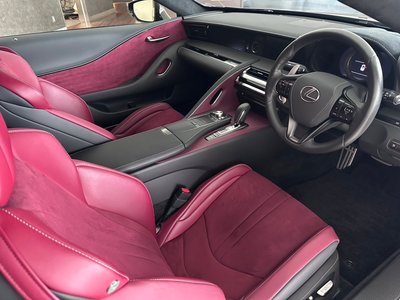 2017 Lexus LC — миниатюра 15