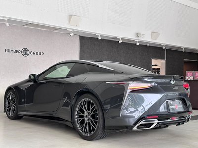 2017 Lexus LC — миниатюра 33