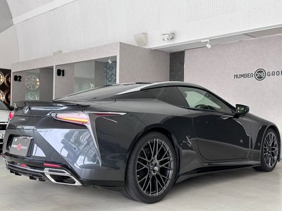 2017 Lexus LC — миниатюра 34