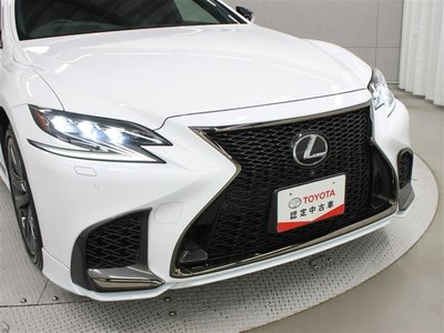 صورة مصغرة 17 لـ 2019 Lexus LS