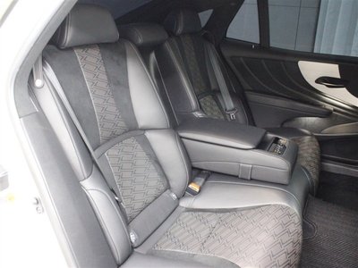 صورة مصغرة 14 لـ 2019 Lexus LS