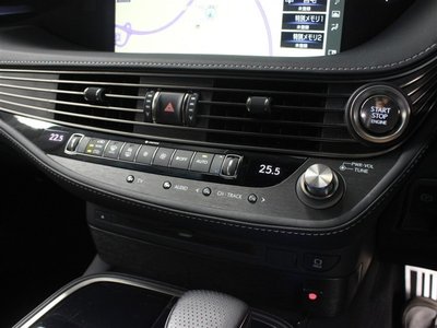 صورة مصغرة 37 لـ 2019 Lexus LS