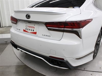 صورة مصغرة 22 لـ 2019 Lexus LS