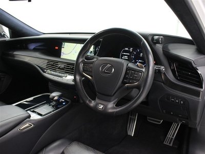 LEXUS LS - 7