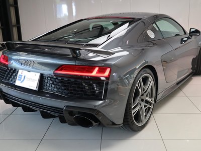 AUDI R8 - 7