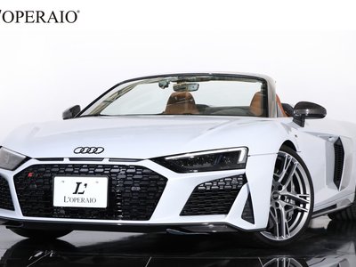 AUDI R8 SPIDER