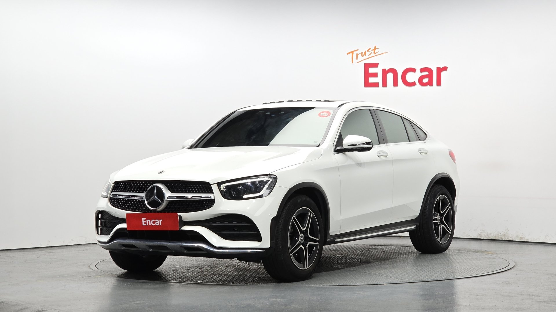 MERCEDES-BENZ GLC - View 1