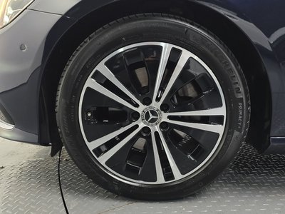 MERCEDES-BENZ E-CLASS - 6