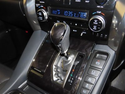 2021 Toyota ALPHARD — миниатюра 19