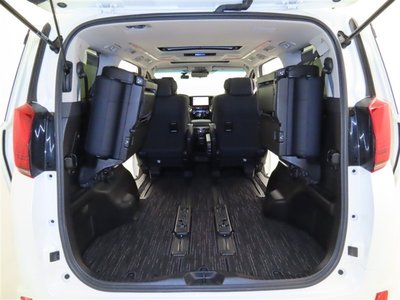 2021 Toyota ALPHARD — миниатюра 35