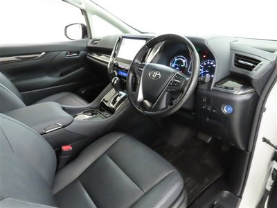 2021 Toyota ALPHARD — миниатюра 12