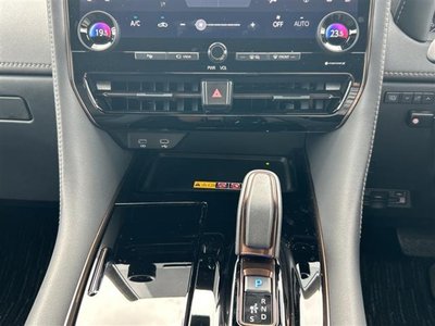 2024 Toyota ALPHARD — миниатюра 15