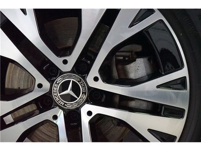 MERCEDES-BENZ GLB - 8