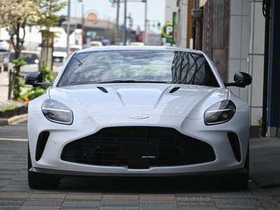 ASTON MARTIN VANTAGE - 5