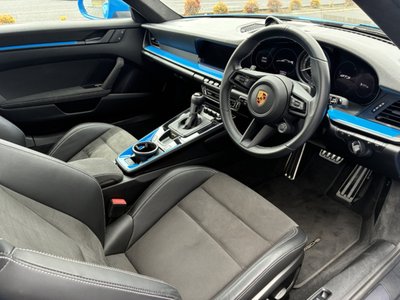 PORSCHE 911 - 9