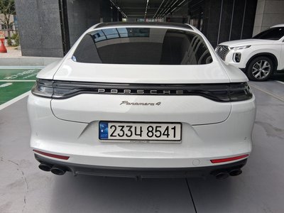 PORSCHE PANAMERA - 6