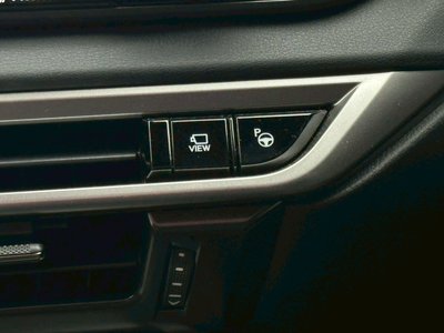 2024 Lexus RX thumbnail 38