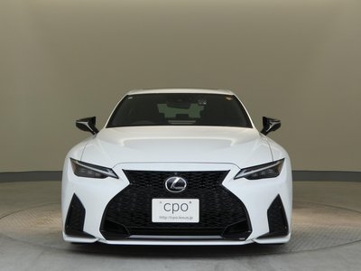 صورة مصغرة 31 لـ 2023 Lexus IS