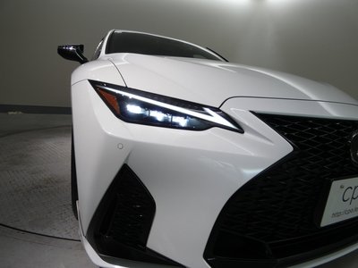 LEXUS IS - 7
