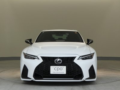صورة مصغرة 13 لـ 2023 Lexus IS