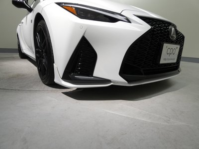 LEXUS IS - 9