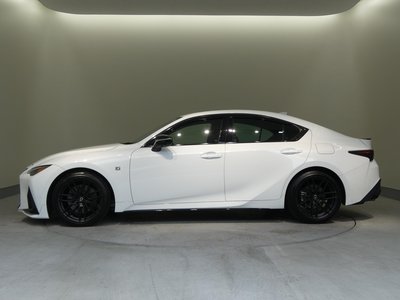 صورة مصغرة 15 لـ 2023 Lexus IS