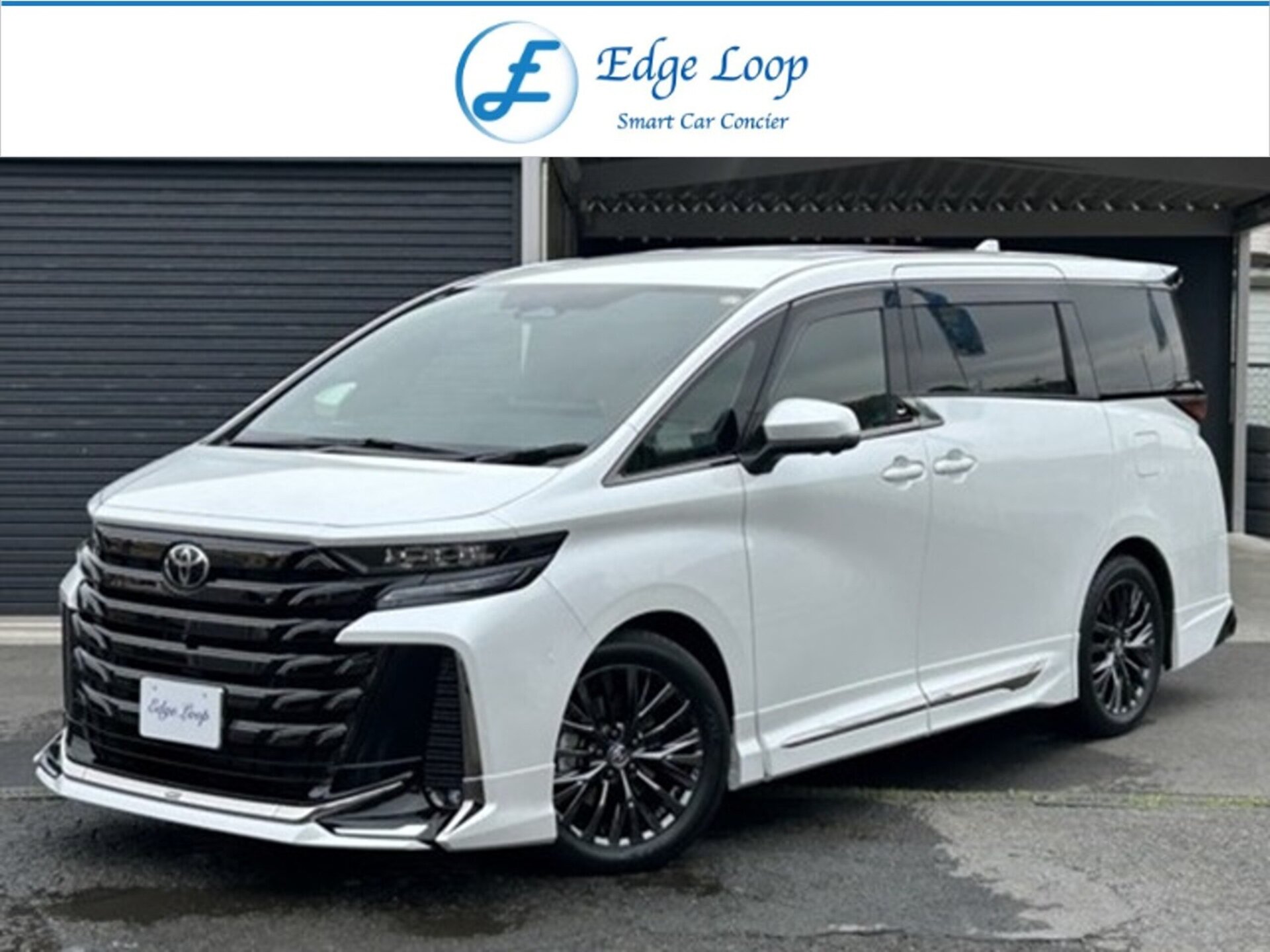 TOYOTA VELLFIRE - View 1