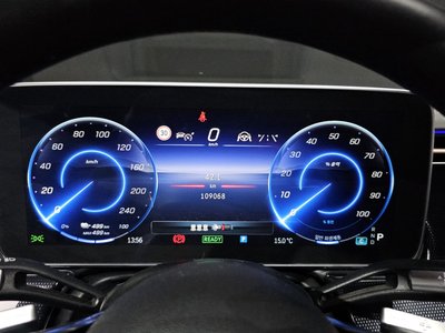 MERCEDES-BENZ EQS - 8