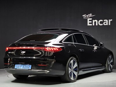 MERCEDES-BENZ EQS - 3