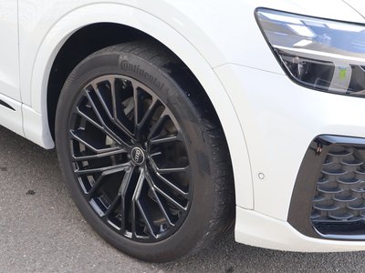 2024 AUDI Q8 photo 9