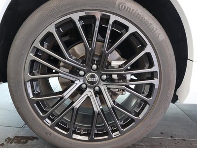 صورة مصغرة 124 لـ 2024 AUDI Q8