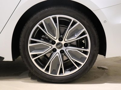 2025 AUDI A5 AVANT — миниатюра 17